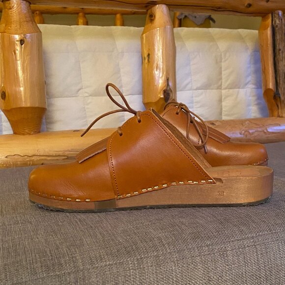 Kit + Clogs Studio Cumin Original Flex Base Loaf Clogs - Picture 10 of 13